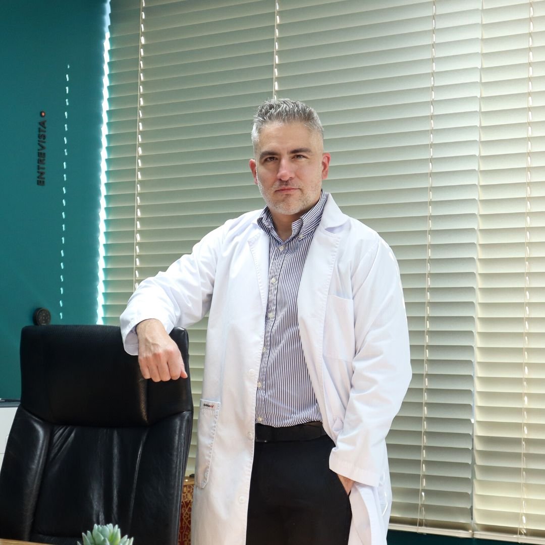 Dr. Santiago profile